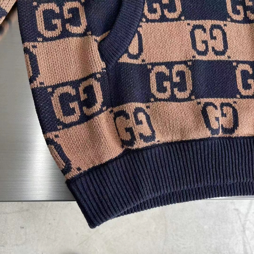 Gucci Men GG Cotton Jacquard Hooded Sweater Beige Dark Blue Dropped Shoulder Kangaroo Pocket (2)