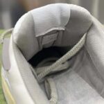 Gucci Unisex Distressed Effect Sneaker Off White Leather Interlocking G Rubber Flat – Bild 11