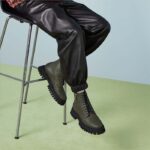 Gucci Unisex GG Leather Boot Dark Green Rubber Lug Sole Lace-Up Interlocking G Low-Heel – Bild 11
