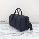 Gucci Unisex GG Savoy Small Duffle Bag Blue Black GG Supreme Canvas - Imagen 4