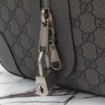 Gucci Unisex GG Savoy Small Duffle Bag Grey Black GG Supreme Canvas - Imagen 8