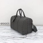 Gucci Unisex GG Savoy Small Duffle Bag Grey Black GG Supreme Canvas - Imagen 4
