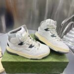 Gucci Unisex High Top Distressed Effect. Sneaker Off White Leather Interlocking G Rubber Flat – Bild 3