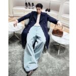 Gucci Men GG Felt Wool Coat Dark Navy Metal Buttons Gucci Cities Label Fully Lined - Imagen 11