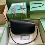 Gucci Women GG Gucci Horsebit 1955 Mini Shoulder Bag Black Leather Flap Closure - Imagen 4