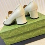 Gucci Women GG Interlocking G Mid-Heel Pump White Leather Enameled Interlocking G Chain - Imagen 7