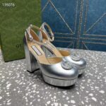 Gucci Women GG Platform Pump Double G Metallic Silver Patent Leather Crystals High Heel - Imagen 3