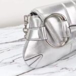 Gucci Women Horsebit Chain Medium Shoulder Bag Silver Metallic Quilted Leather Maxi Horsebit - Image 10