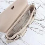 Gucci Women Horsebit Chain Medium Shoulder Bag White Quilted Leather Maxi Horsebit – Bild 8