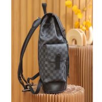 Louis Vuitton LV Unisex Christopher PM Damier Graphite Canvas Grey Body Flap Opening (3)