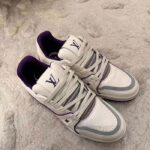 Louis Vuitton LV Unisex LV Trainer Sneaker Purple Grained Calf Leather Rubber Outsole - immagine 3