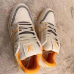 Louis Vuitton LV Unisex LV Trainer Sneaker Yellow Grained Calf Leather Rubber Outsole - Bild 7