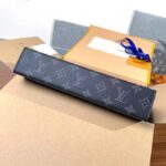 Louis Vuitton LV Unisex Pochette Voyage MM Black Grey Monogram Eclipse Canvas - immagine 7