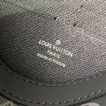 Louis Vuitton LV Unisex Pochette Voyage MM Black Grey Monogram Eclipse Canvas - immagine 10