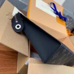 Louis Vuitton LV Unisex Pochette Voyage MM Black Grey Monogram Eclipse Canvas - immagine 6