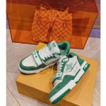 Louis Vuitton LV Unisex Trainer Sneaker Green Monogram Denim Rubber Outsole Monogram Flower – Bild 5