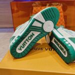 Louis Vuitton LV Unisex Trainer Sneaker Green Monogram Denim Rubber Outsole Monogram Flower – Bild 6
