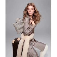 Louis Vuitton LV Women Bella Bucket Bag Gray Mahina Perforated Calfskin Leather Microfiber Lining (10)