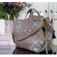 Louis Vuitton LV Women Bella Tote Gray Mahina Perforated Calfskin Leather (3)