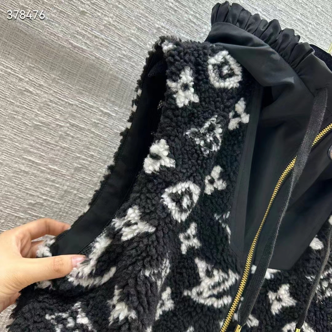 Louis Vuitton LV Women Sleeveless Hooded Monogram Teddy Jacket Acrylic Wool Black White (13)
