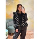 Louis Vuitton LV Women Sleeveless Hooded Monogram Teddy Jacket Acrylic Wool Black White - Imagen 11