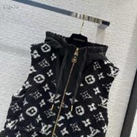 Louis Vuitton LV Women Sleeveless Hooded Monogram Teddy Jacket Acrylic Wool Black White (8)