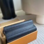 Louis Vuitton LV Women Twist MM Black Epi Grained Cowhide Leather Smooth-Cowhide Trim – Bild 5