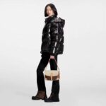 Louis Vuitton Women LV SKI Glossy Nylon Puffer Jacket Polyamide Black - Bild 15