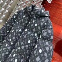 Louis Vuitton Men LV x YK Monogram Painted Dots Down Blouson Regenerated Nylon Grey Oversize Fit (11)