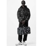 Louis Vuitton Men LV x YK Monogram Painted Dots Down Blouson Regenerated Nylon Grey Oversize Fit – Bild 12