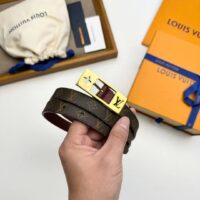 Louis Vuitton Unisex LV Duo 18MM Reversible Belt Monogram Canvas Recto Side Brown Leather Verso (3)