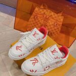 Louis Vuitton Unisex LV Trainer Sneaker Red Mix of Sustainable Materials - immagine 5