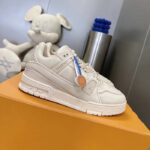 Louis Vuitton Unisex LV Trainer Sneaker White Calf Leather Rubber Outsole Monogram Flower - Bild 2