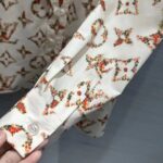Louis Vuitton Women LV Floral Monogram Pajama Shirt Silk Pink Beige Regular Fit - Bild 8