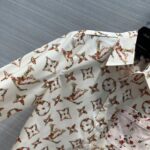 Louis Vuitton Women LV Floral Monogram Pajama Shirt Silk Pink Beige Regular Fit - Bild 7