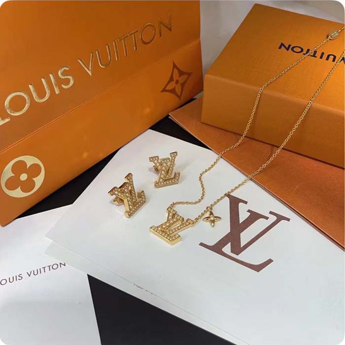 Louis Vuitton Women LV Iconic Pearls Necklace Pearl-Encrusted LV Initials Monogram Flower Charms (6)