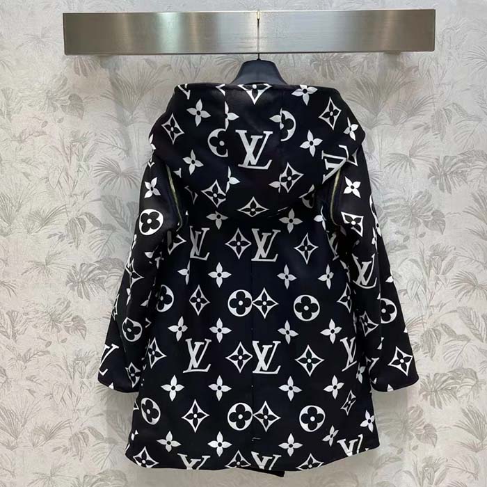 Louis Vuitton Women LV Reversible Zipper Sleeve Hooded Wrap Coat Black Wool Silk (2)