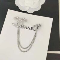 Chanel Women Brooch in Metal and Strass (1)