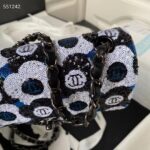 Chanel Women CC Small Flap Bag Sequins Ruthenium-Finish Metal Black White Blue - immagine 4