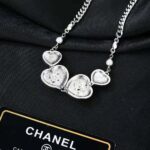 Chanel Women Choker in Metal Glass Pearls and Strass - immagine 7