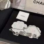 Chanel Women Choker in Metal and Glass Pearls-Black - Image 3