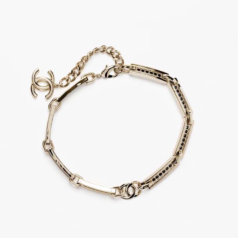 Chanel Women Choker in Metal and Strass (1)