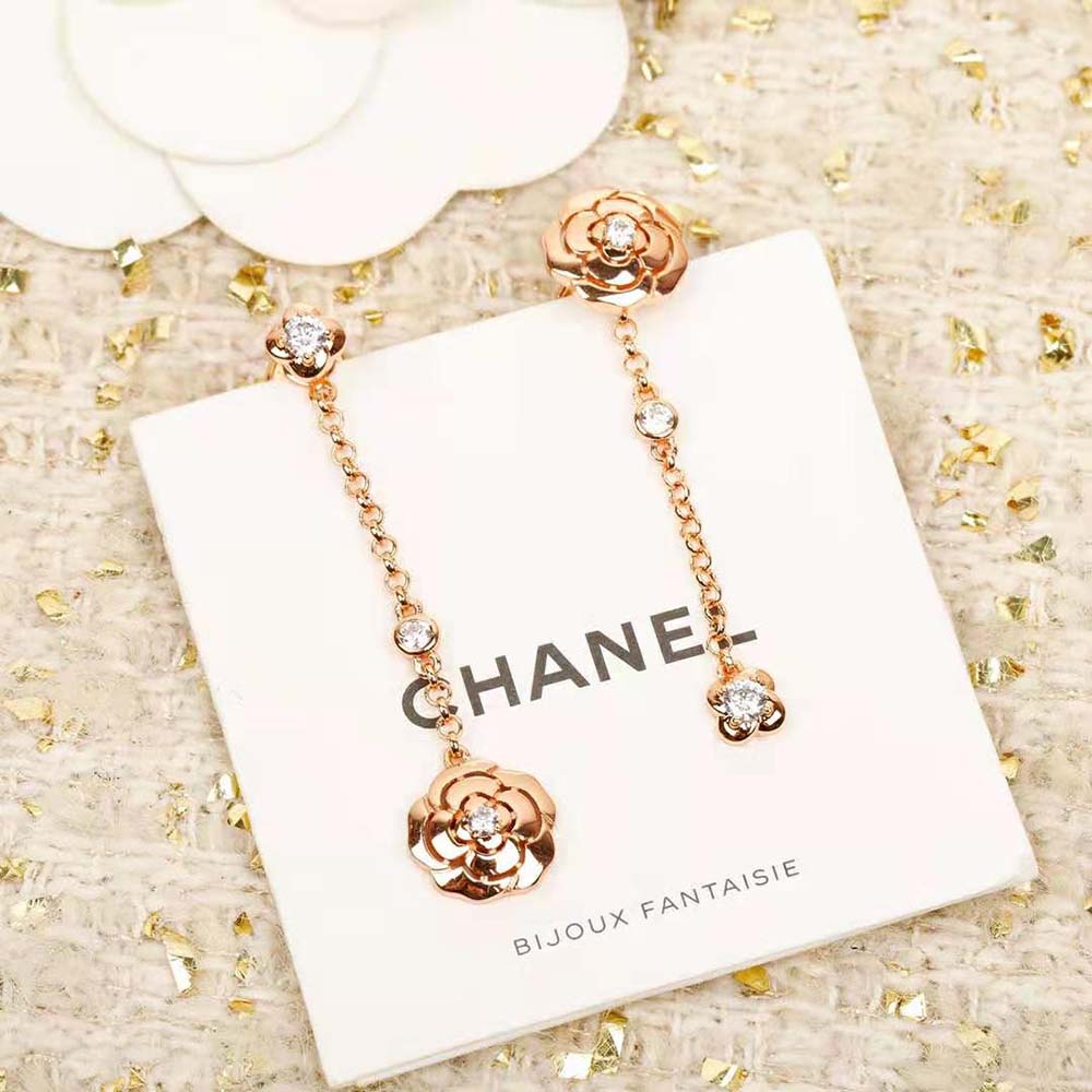 Chanel Women Extrait De Camélia Transformable Earrings (7)