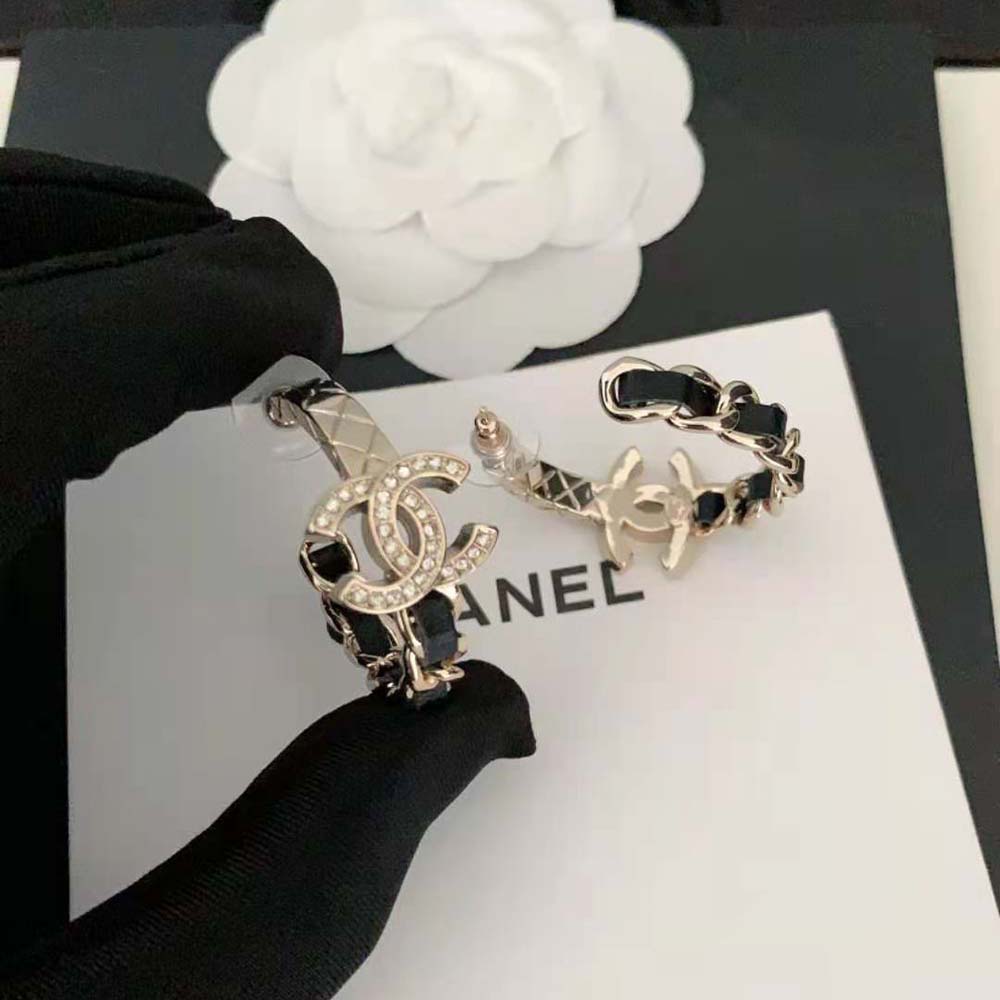Chanel Women Hoop Earrings in Metal Calfskin and Strass (5)