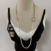 Chanel Women Long Necklace in Metal Resin Glass Pearls and Strass (1)