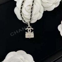 Chanel Women Necklace in Metal Calfskin and Strass (1)