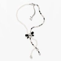 Chanel Women Necklace in Metal Glass Pearls and Strass (1)