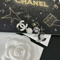 Chanel Women Pendant Earrings in Metal and Strass (1)