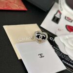 Chanel Women Ring in Metal and Strass - immagine 2