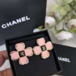 Chanel Women Stud Earrings in Metal and Resin - Bild 5
